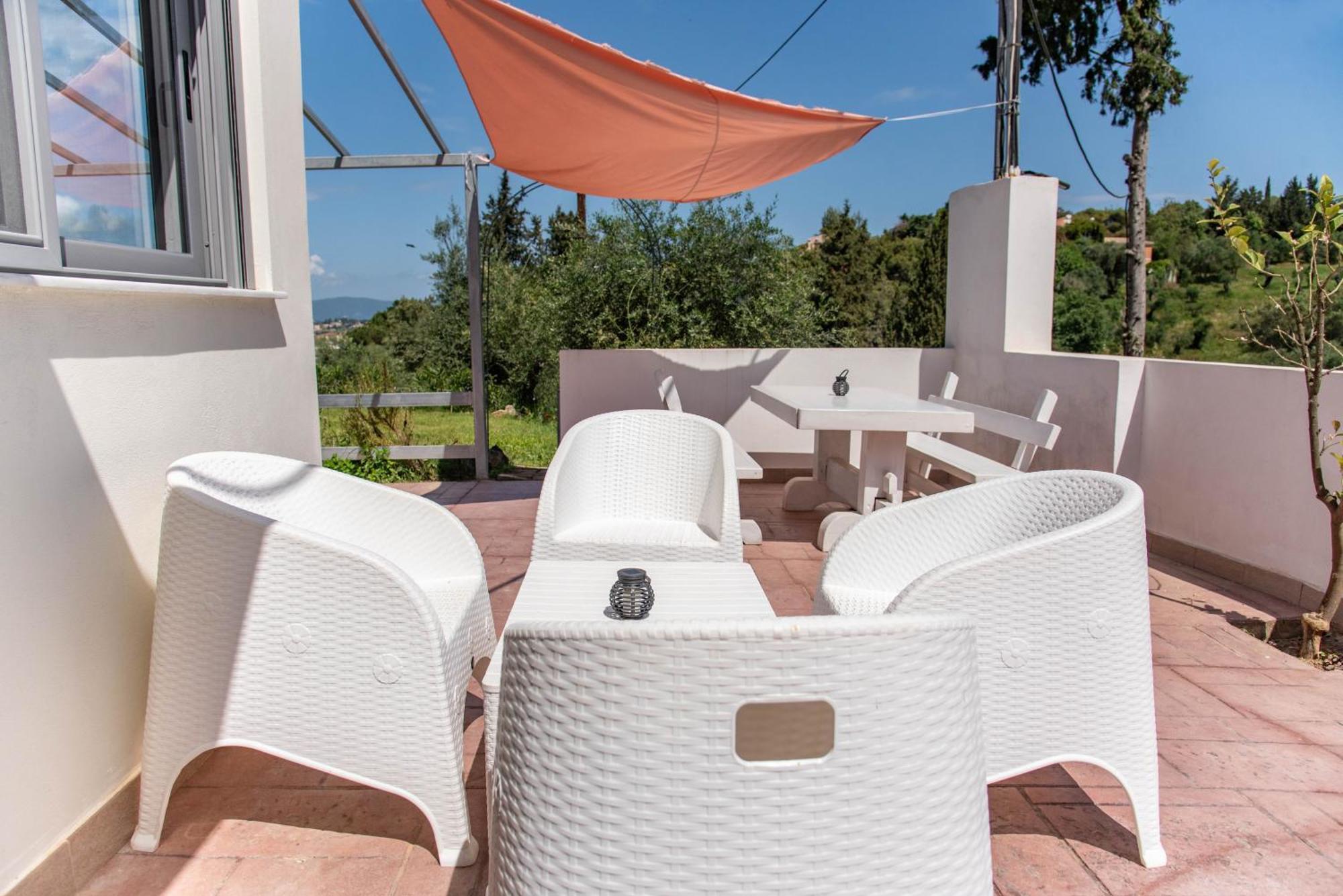 Gems Suites Corfu  Extérieur photo